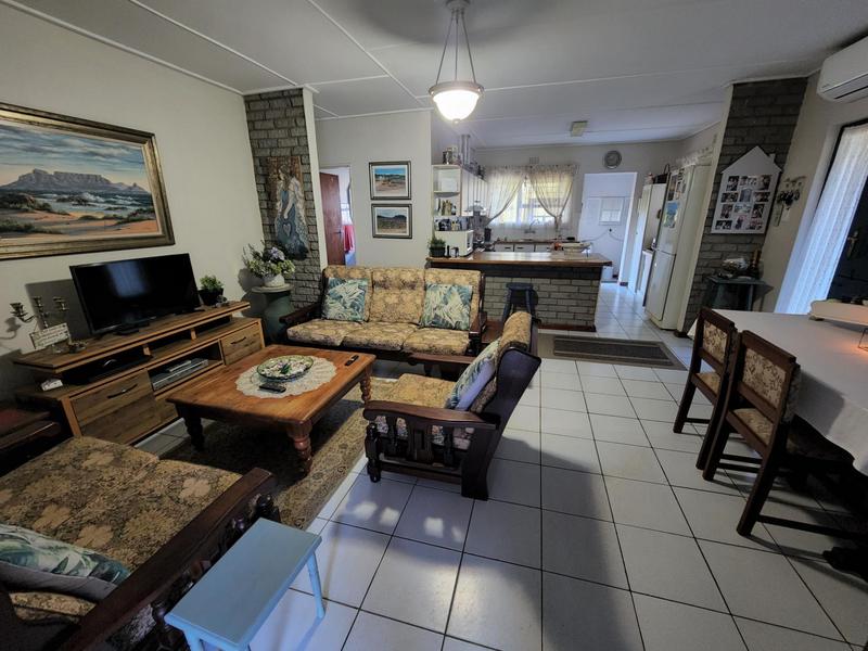 3 Bedroom Property for Sale in Die Wingerd Western Cape